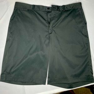 Nike Dri-Fit men’s golf shorts. 36”. Black